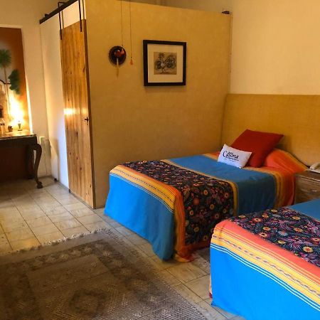 Casona Tlaquepaque Temazcal & Spa エクステリア 写真