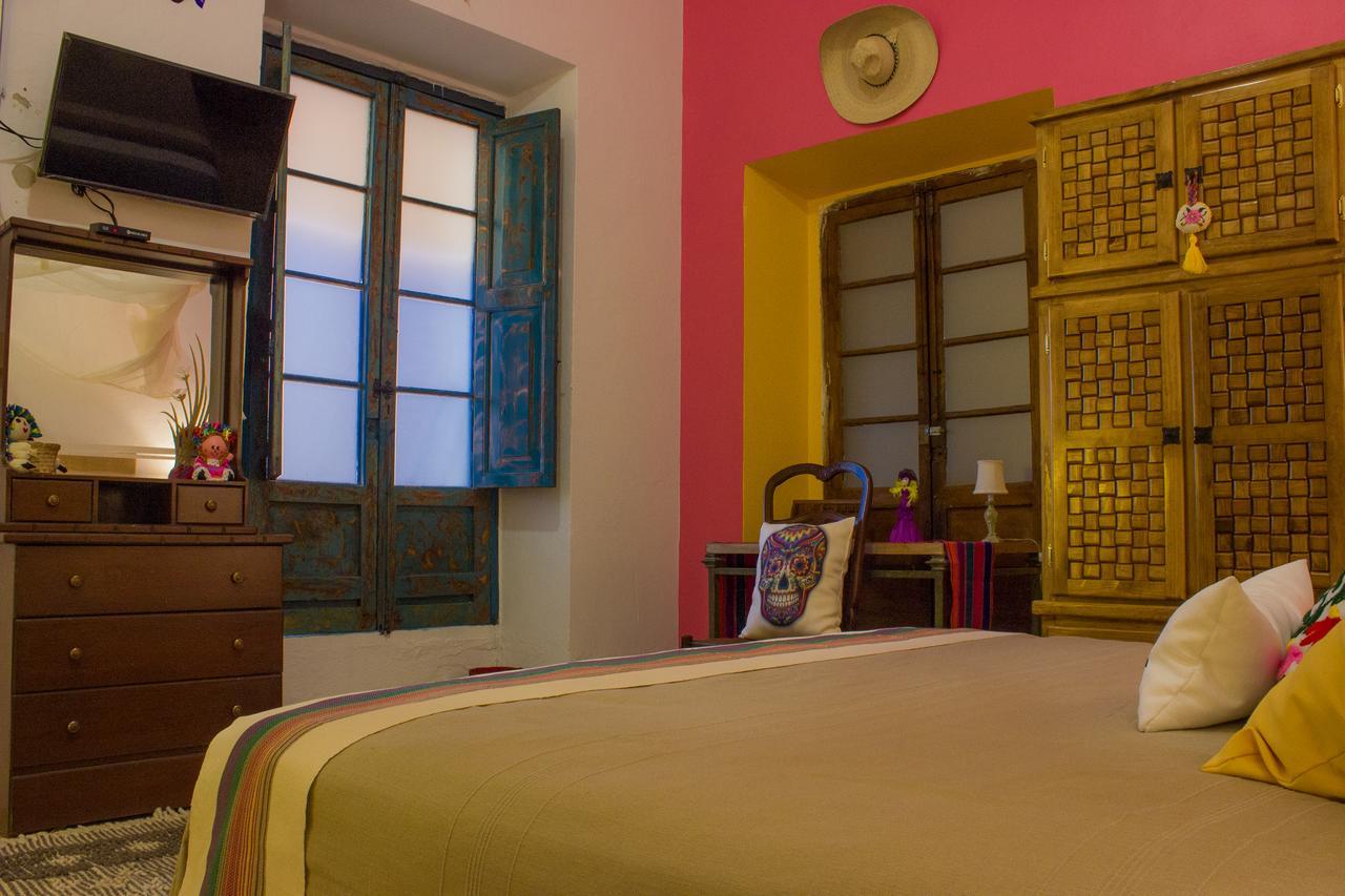 Casona Tlaquepaque Temazcal & Spa エクステリア 写真