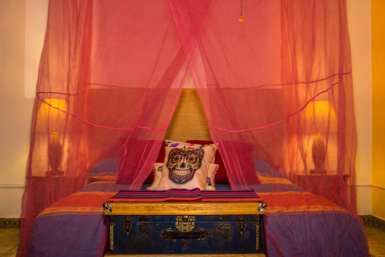 Casona Tlaquepaque Temazcal & Spa エクステリア 写真